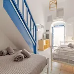 Elenitas Town House With Veranda And Sea View