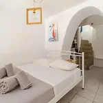 Апартаменты Elenitas Town House With Veranda And Sea View