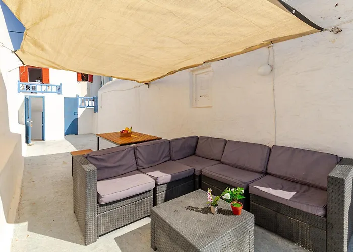 Elenitas Town House With Veranda And Sea View Apartamento *